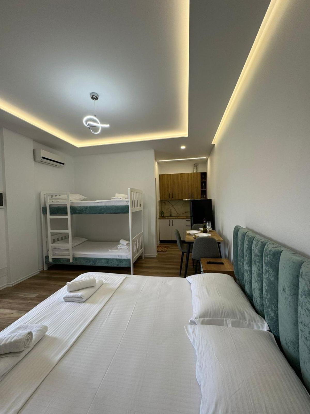 Vila Golden Sand Ksamil Exteriör bild