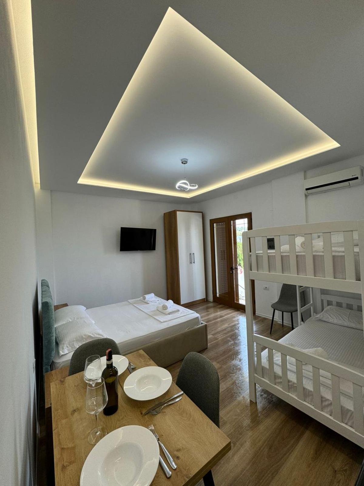 Vila Golden Sand Ksamil Exteriör bild